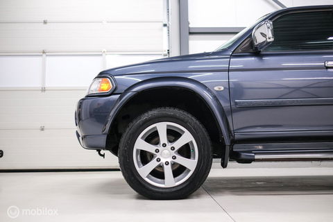 Mitsubishi Pajero Sport 3.0 V6 Intense | NAP NL auto | Lage km stand | Uniek | Trekhaak | Leder | 4x4 | Automaat |