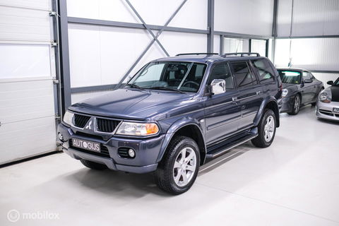 Mitsubishi Pajero Sport 3.0 V6 Intense | NAP NL auto | Lage km stand | Uniek | Trekhaak | Leder | 4x4 | Automaat |