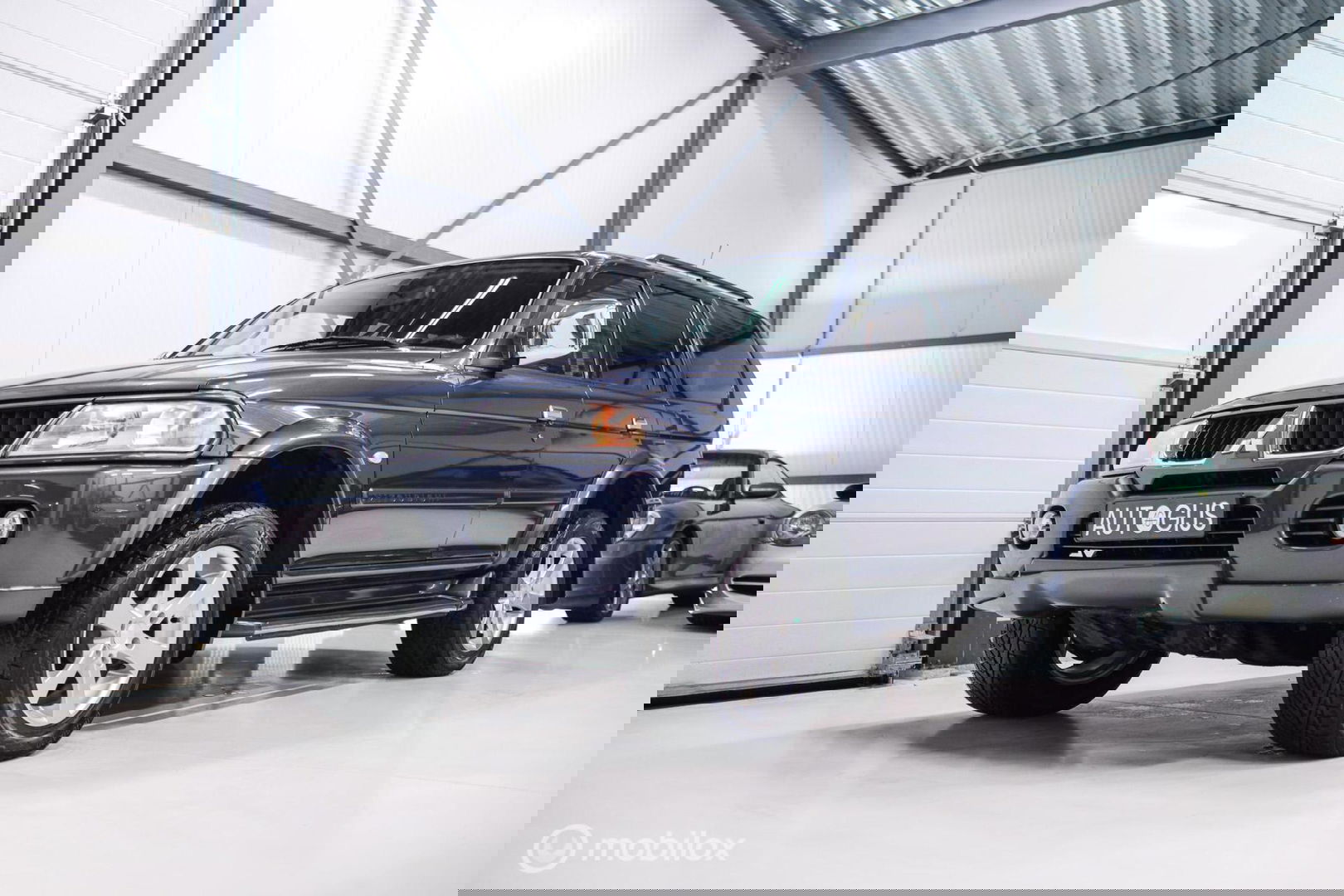 Mitsubishi Pajero Sport 3.0 V6 Intense | NAP NL auto | Lage km stand | Uniek | Trekhaak | Leder | 4x4 | Automaat |