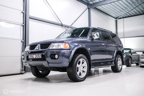 Mitsubishi Pajero Sport 3.0 V6 Intense | NAP NL auto | Lage km stand | Uniek | Trekhaak | Leder | 4x4 | Automaat |