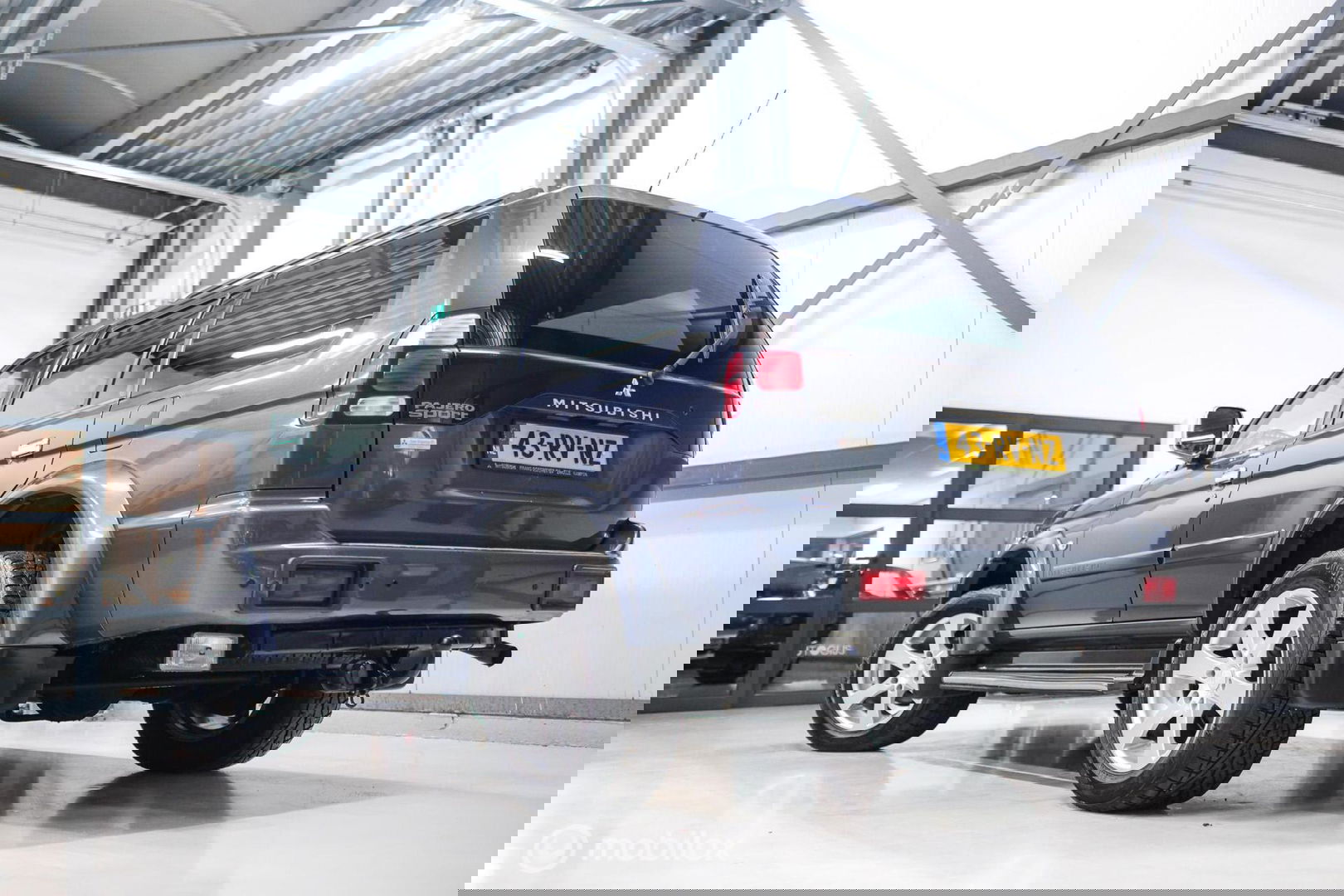 Mitsubishi Pajero Sport 3.0 V6 Intense | NAP NL auto | Lage km stand | Uniek | Trekhaak | Leder | 4x4 | Automaat |