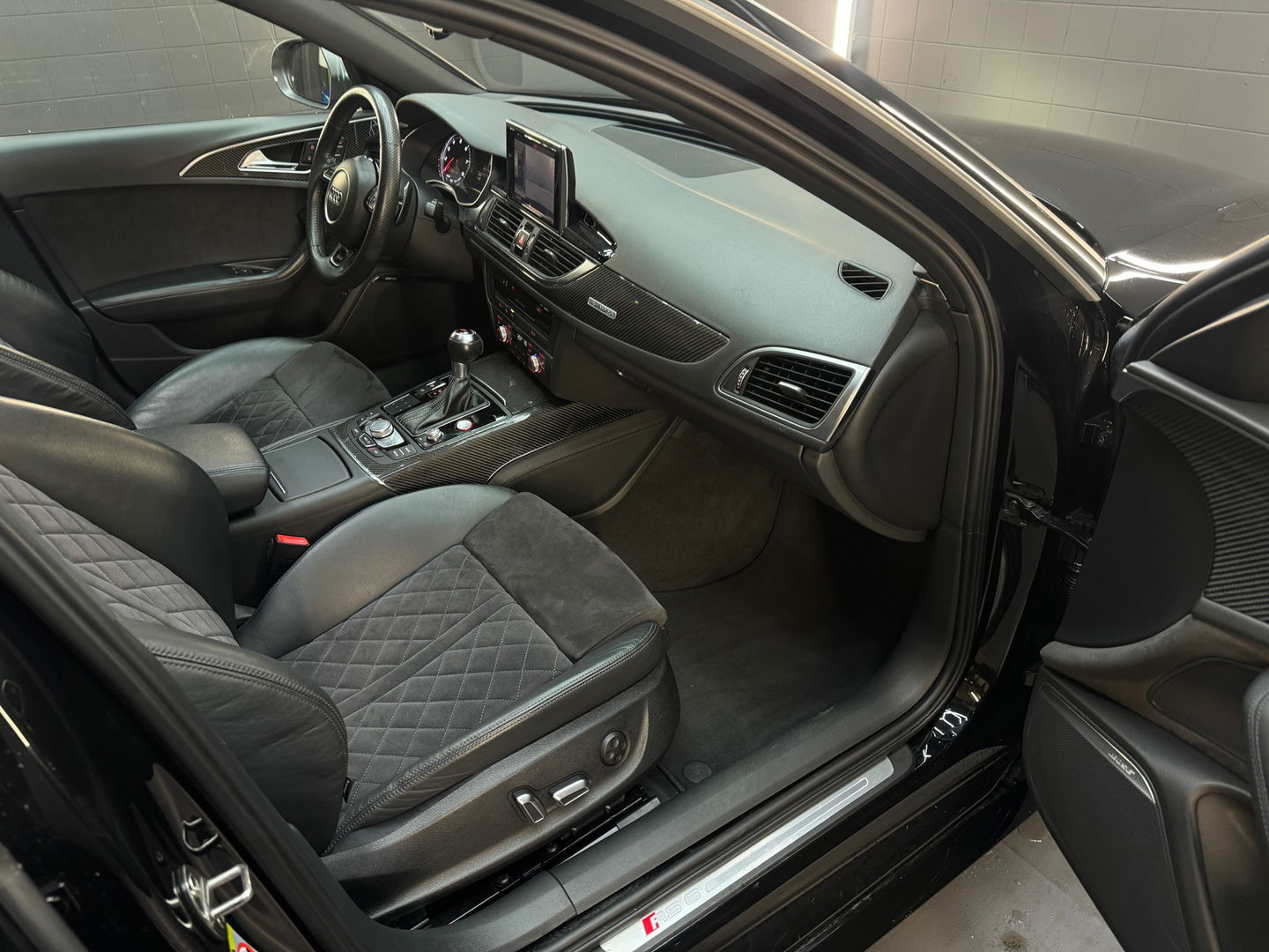 Audi RS6 Avant 4.0 TFSI quattro performance Pano|Bose|Carbon