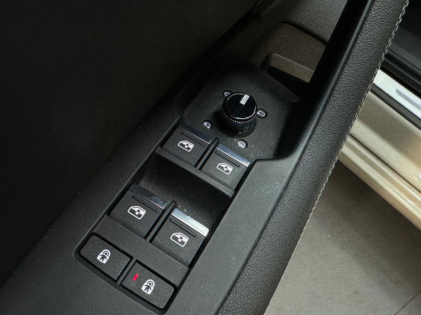 Audi A6 Avant 55 TFSI e quattro Competition Pano|Memory|HuD