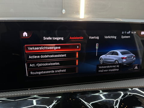 Mercedes-Benz A-Klasse 250 e Premium Plus Keyless|Sfeer|360c