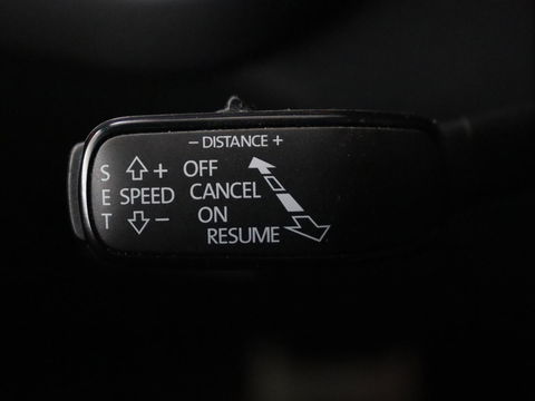 Škoda Octavia 2.0 TSI RS | 245pk | Trekhaak | Stoelverwarming | Adaptive cruise | Camera | Sfeerverlichting | Navigatie | Canton Sound | Sportstoelen | Virtual Cockpit | Full LED