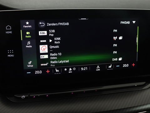 Škoda Octavia 2.0 TSI RS | 245pk | Trekhaak | Stoelverwarming | Adaptive cruise | Camera | Sfeerverlichting | Navigatie | Canton Sound | Sportstoelen | Virtual Cockpit | Full LED