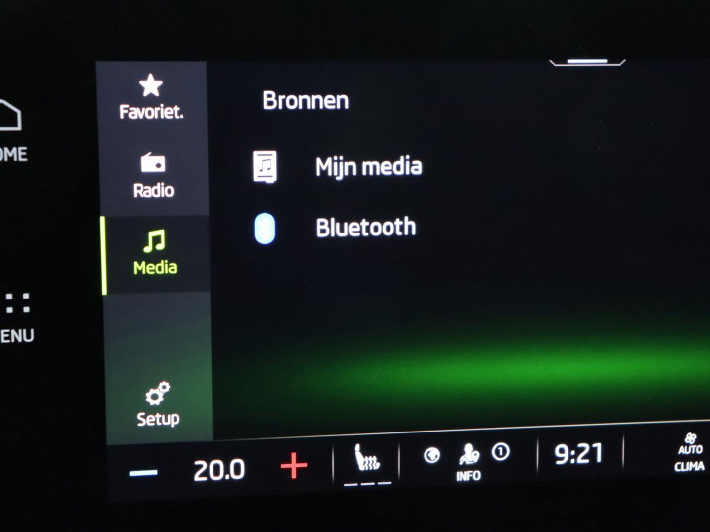 Škoda Octavia 2.0 TSI RS | 245pk | Trekhaak | Stoelverwarming | Adaptive cruise | Camera | Sfeerverlichting | Navigatie | Canton Sound | Sportstoelen | Virtual Cockpit | Full LED