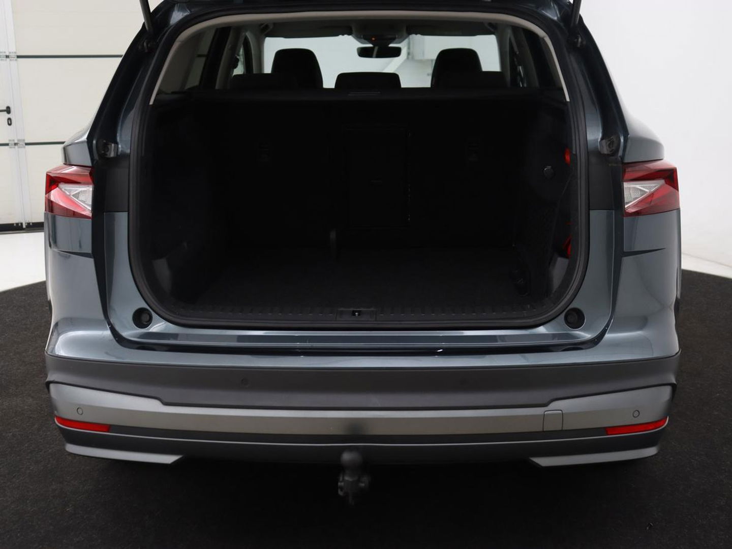 Škoda Enyaq iV 80 | Warmtepomp | Trekhaak | Matrix LED | Adaptive cruise | Keyless | Camera | Half leder | Stuurverwarming | Memory | Navigatie | Climate control | Dodehoek detectie | Getint glas