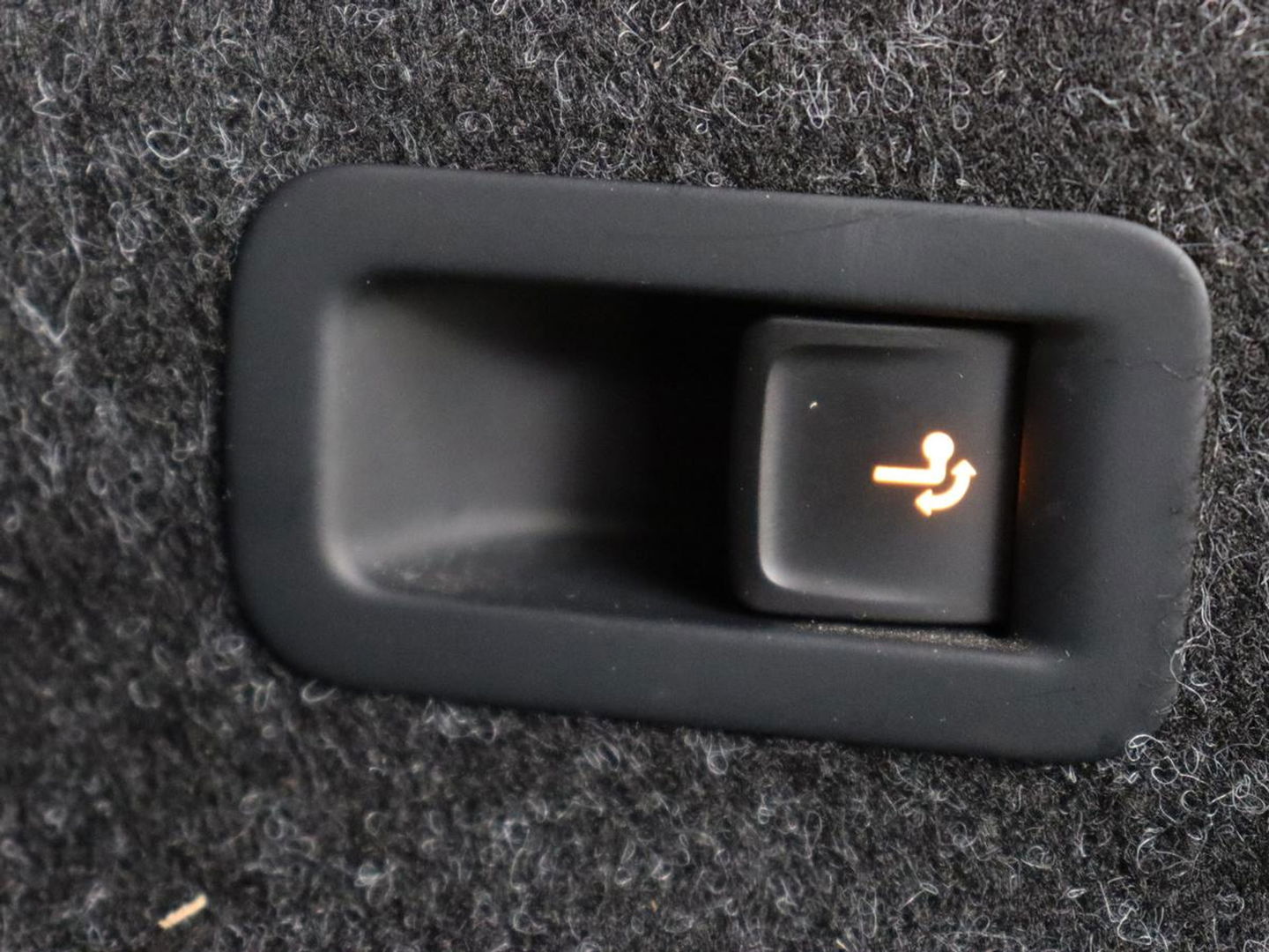 Škoda Enyaq iV 80 | Warmtepomp | Trekhaak | Matrix LED | Adaptive cruise | Keyless | Camera | Half leder | Stuurverwarming | Memory | Navigatie | Climate control | Dodehoek detectie | Getint glas