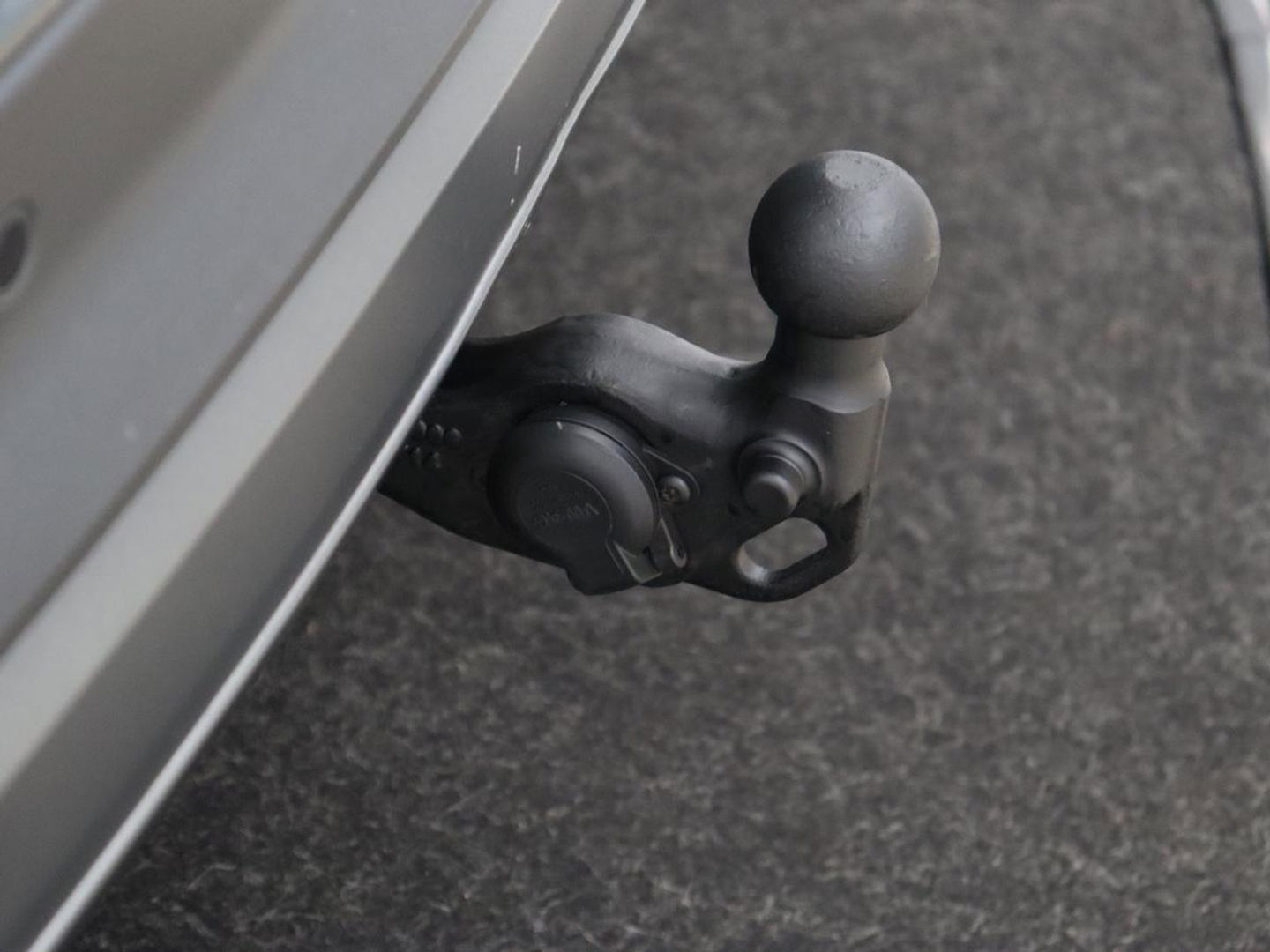 Škoda Enyaq iV 80 | Warmtepomp | Trekhaak | Matrix LED | Adaptive cruise | Keyless | Camera | Half leder | Stuurverwarming | Memory | Navigatie | Climate control | Dodehoek detectie | Getint glas