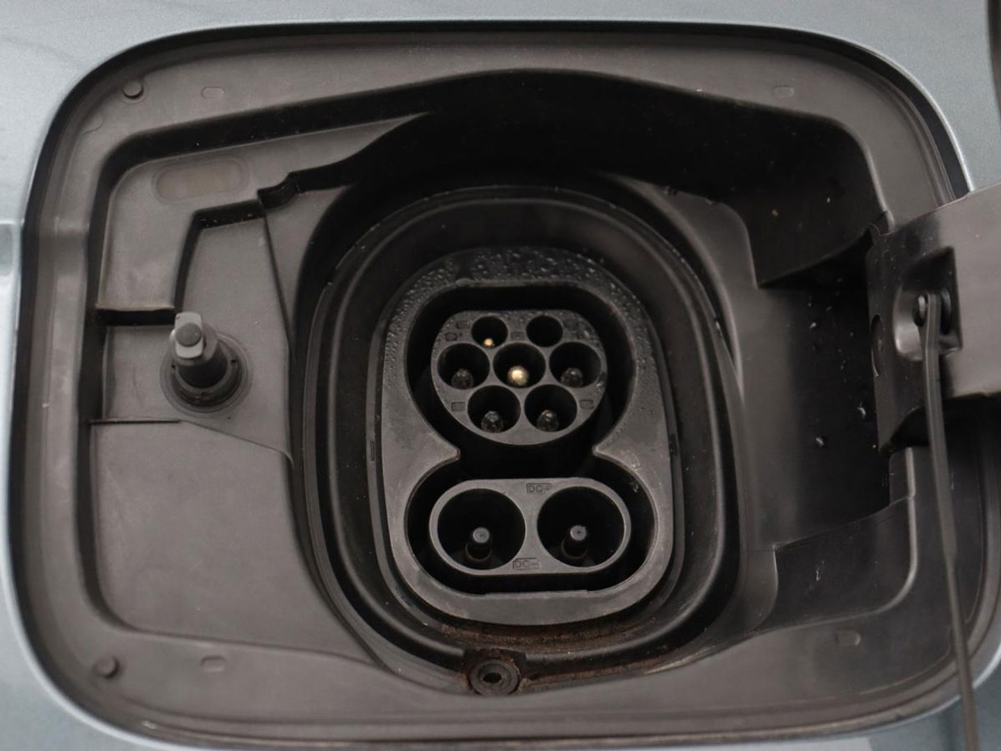 Škoda Enyaq iV 80 | Warmtepomp | Trekhaak | Matrix LED | Adaptive cruise | Keyless | Camera | Half leder | Stuurverwarming | Memory | Navigatie | Climate control | Dodehoek detectie | Getint glas