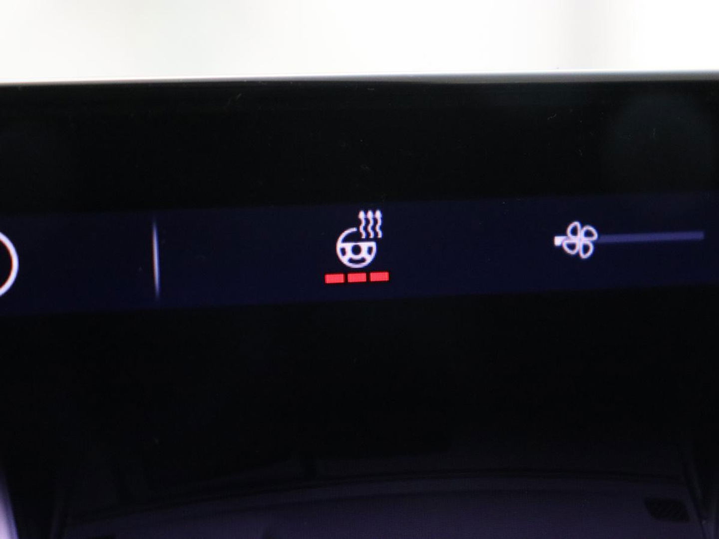 Škoda Enyaq iV 80 | Warmtepomp | Trekhaak | Matrix LED | Adaptive cruise | Keyless | Camera | Half leder | Stuurverwarming | Memory | Navigatie | Climate control | Dodehoek detectie | Getint glas