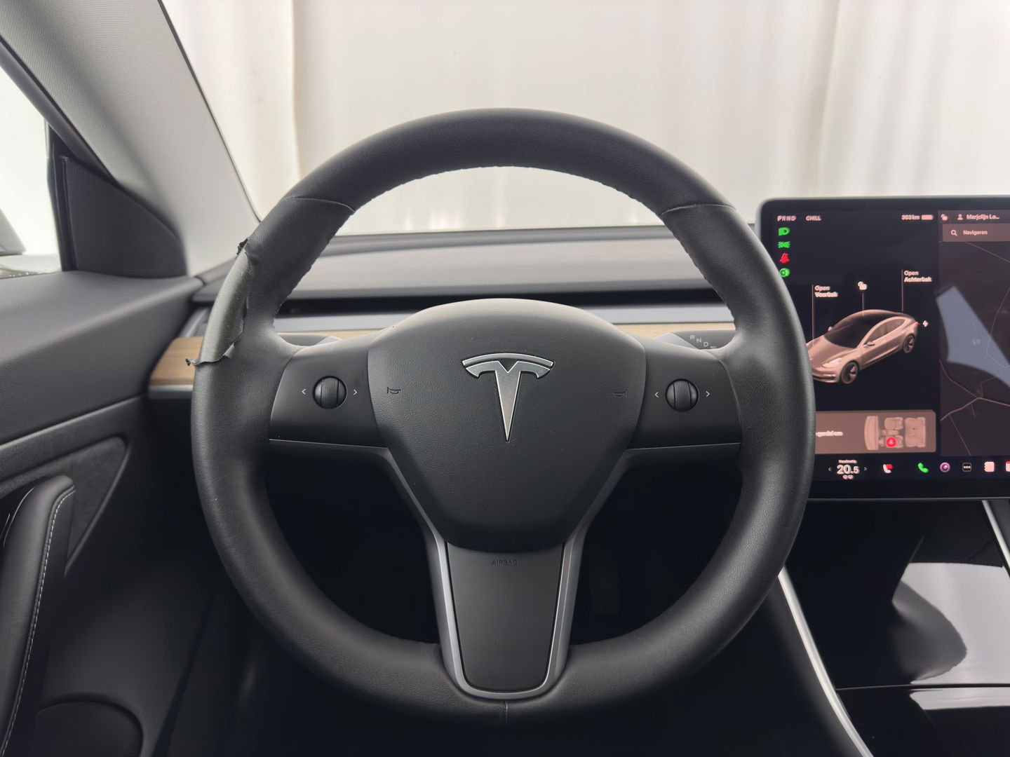 Tesla Model 3 Standard RWD Plus 60 kWh [ 3-Fase ] {SOH-86%} (INCL-BTW) Aut. *PANO | AUTO-PILOT | LEATHER | KEYLESS | FULL-LED | MEMORY-PACK | SURROUND-VIEW | DAB | CARPLAY | DIGI-COCKPIT | LANE-ASSIST | COMFORT-SEATS | 18"ALU*