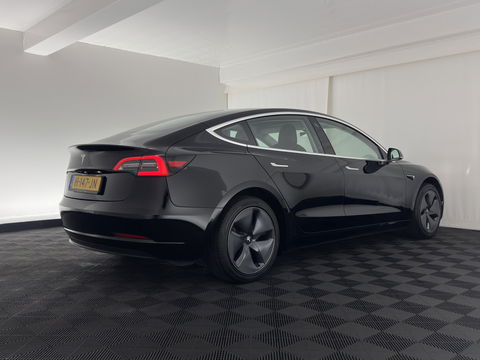 Tesla Model 3 Standard RWD Plus 60 kWh [ 3-Fase ] {SOH-86%} (INCL-BTW) Aut. *PANO | AUTO-PILOT | LEATHER | KEYLESS | FULL-LED | MEMORY-PACK | SURROUND-VIEW | DAB | CARPLAY | DIGI-COCKPIT | LANE-ASSIST | COMFORT-SEATS | 18"ALU*
