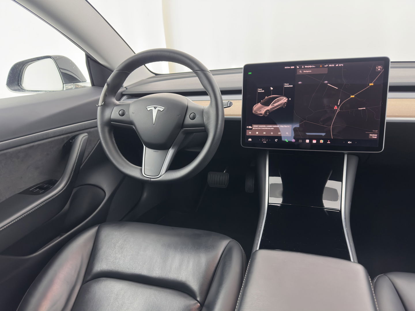 Tesla Model 3 Standard RWD Plus 60 kWh [ 3-Fase ] {SOH-86%} (INCL-BTW) Aut. *PANO | AUTO-PILOT | LEATHER | KEYLESS | FULL-LED | MEMORY-PACK | SURROUND-VIEW | DAB | CARPLAY | DIGI-COCKPIT | LANE-ASSIST | COMFORT-SEATS | 18"ALU*