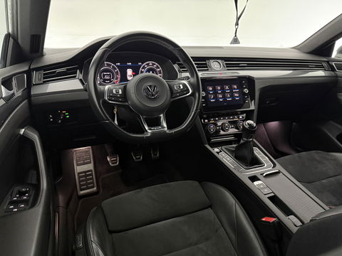 Volkswagen Arteon 1.5 TSI R-Line | Virtual | Adap. Cruise | Carplay | Stoelverw. | Keyless | Navi | Parkeersens.