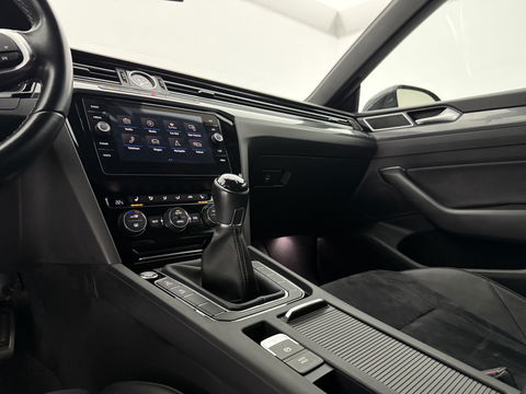 Volkswagen Arteon 1.5 TSI R-Line | Virtual | Adap. Cruise | Carplay | Stoelverw. | Keyless | Navi | Parkeersens.