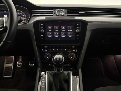 Volkswagen Arteon 1.5 TSI R-Line | Virtual | Adap. Cruise | Carplay | Stoelverw. | Keyless | Navi | Parkeersens.