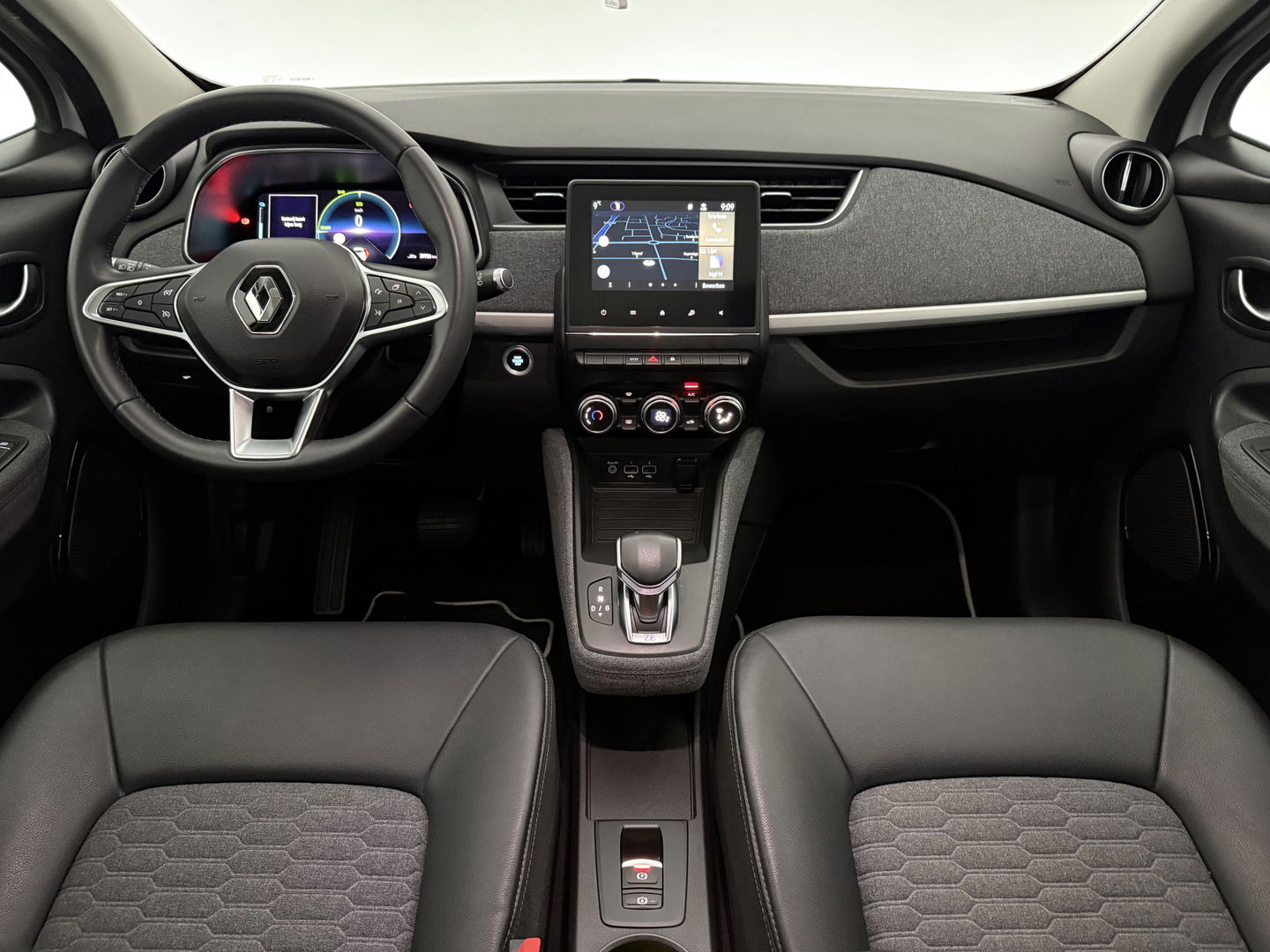 Renault ZOE 50 kWh Huur Accu | SOH 96% | Virtual | Airco | Cruise | Carplay | Camera | Parkeersens.