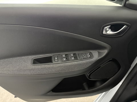 Renault ZOE 50 kWh Huur Accu | SOH 96% | Virtual | Airco | Cruise | Carplay | Camera | Parkeersens.