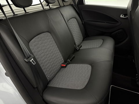 Renault ZOE 50 kWh Huur Accu | SOH 96% | Virtual | Airco | Cruise | Carplay | Camera | Parkeersens.