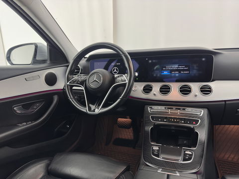 Mercedes-Benz E-Klasse Estate 300 de Luxury Line ( Plug-in ) (INCL-BTW) Aut. *LEATHER | FULL-LED | WIDESCREEN-COCKPIT | BLIND-SPOT | AMBIENT-LIGHT | HEATED-SPORTSEATS | CAMERA | DAB+ | NAVI-FULLMAP | PDC | ADAPTIVE-CRUISE | ECC | 18''ALU*