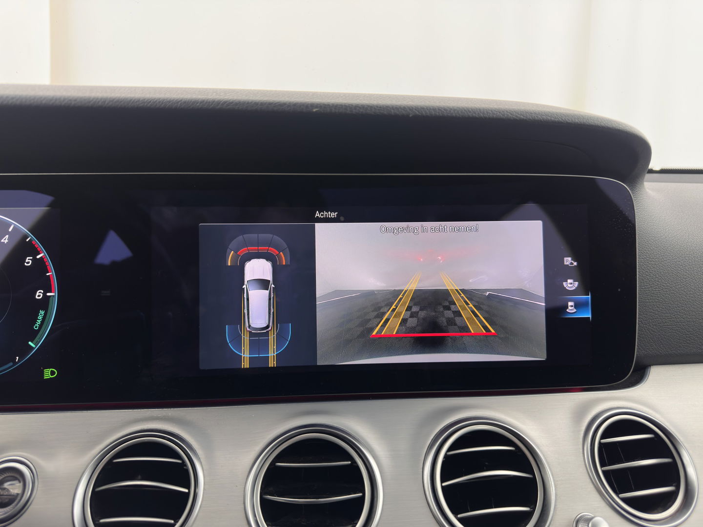 Mercedes-Benz E-Klasse Estate 300 de Luxury Line ( Plug-in ) (INCL-BTW) Aut. *LEATHER | FULL-LED | WIDESCREEN-COCKPIT | BLIND-SPOT | AMBIENT-LIGHT | HEATED-SPORTSEATS | CAMERA | DAB+ | NAVI-FULLMAP | PDC | ADAPTIVE-CRUISE | ECC | 18''ALU*