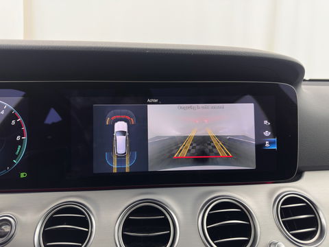 Mercedes-Benz E-Klasse Estate 300 de Luxury Line ( Plug-in ) (INCL-BTW) Aut. *LEATHER | FULL-LED | WIDESCREEN-COCKPIT | BLIND-SPOT | AMBIENT-LIGHT | HEATED-SPORTSEATS | CAMERA | DAB+ | NAVI-FULLMAP | PDC | ADAPTIVE-CRUISE | ECC | 18''ALU*