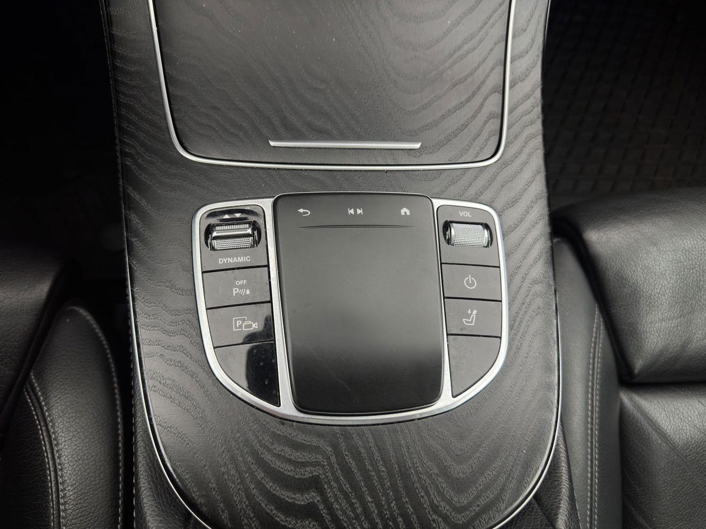 Mercedes-Benz E-Klasse Estate 300 de Luxury Line ( Plug-in ) (INCL-BTW) Aut. *LEATHER | FULL-LED | WIDESCREEN-COCKPIT | BLIND-SPOT | AMBIENT-LIGHT | HEATED-SPORTSEATS | CAMERA | DAB+ | NAVI-FULLMAP | PDC | ADAPTIVE-CRUISE | ECC | 18''ALU*