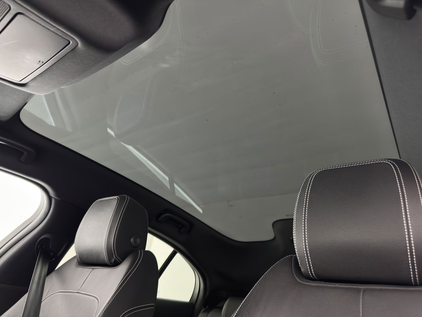 Jaguar I-PACE EV400 HSE 90 kWh AWD (INCL-BTW) *PANO | LEATHER | FULL-LED | MERIDIAN-AUDIO | TOP-VIEW | MEMORY-PACK | BLIND-SPOT | DIGI-COCKPIT | KEYLESS | DAB+ | NAVI-FULLMAP | ECC | HEATED-COMFORTSEATS | PDC | CCS-FASTLOADER