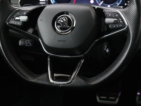 Škoda Octavia 1.4 TSI iV PHEV Business Edition | Head-Up | Stoelverwarming | Adaptive cruise | Camera | Carplay | Sfeerverlichting | Massage | Achterbankverwarming | Navigatie | PHEV | Plug In