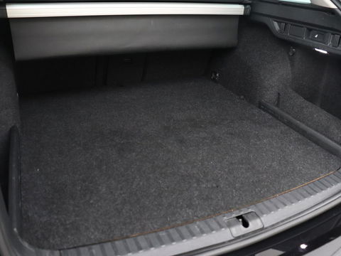 Škoda Octavia 1.4 TSI iV PHEV Business Edition | Head-Up | Stoelverwarming | Adaptive cruise | Camera | Carplay | Sfeerverlichting | Massage | Achterbankverwarming | Navigatie | PHEV | Plug In