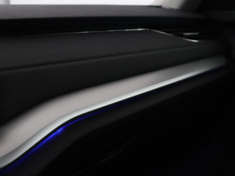 Škoda Octavia 1.4 TSI iV PHEV Business Edition | Head-Up | Stoelverwarming | Adaptive cruise | Camera | Carplay | Sfeerverlichting | Massage | Achterbankverwarming | Navigatie | PHEV | Plug In