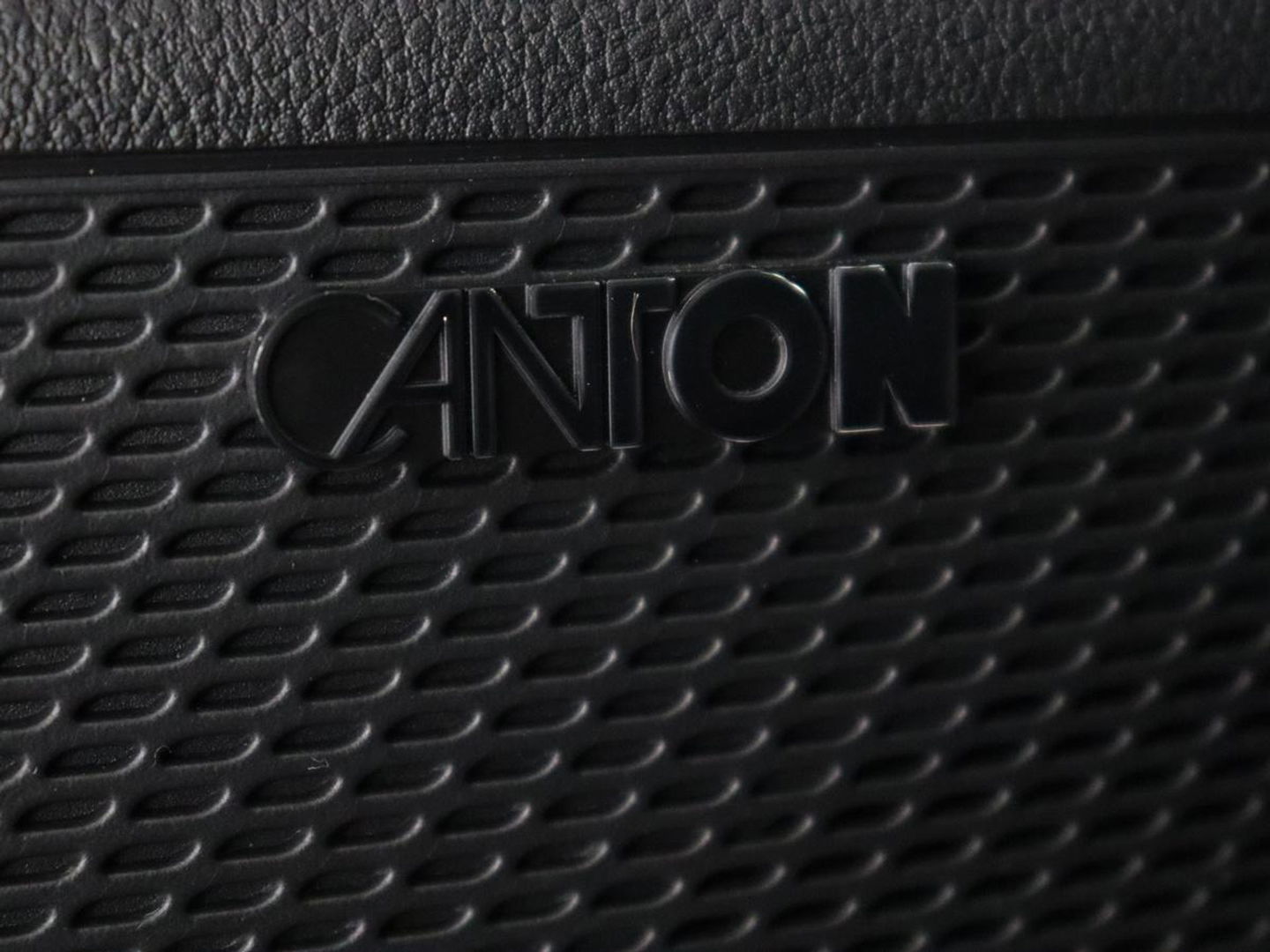 Škoda Octavia 1.4 TSI iV PHEV Business Edition | Head-Up | Stoelverwarming | Adaptive cruise | Camera | Carplay | Sfeerverlichting | Massage | Achterbankverwarming | Navigatie | PHEV | Plug In