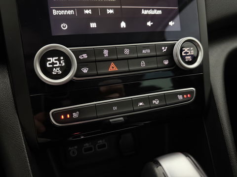 Renault Mégane 1.6 e-Tech Plug-in Intens | SOH 95% | Adap. Cruise | Virtual | Sfeer | HuD | Stoel/Stuur verw. | Camera | Carplay | Keyless