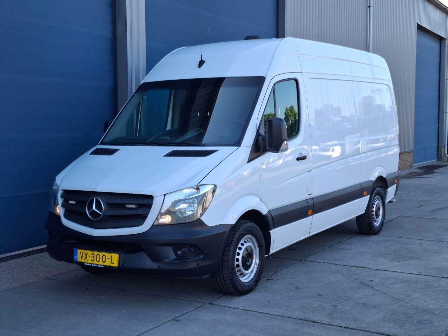 Mercedes-Benz Sprinter 313 2.2 CDI 366 EHD 3500 KG / L2H2 / AIRCO / CRUISE CONTROLE / TREKHAAK / AUTOMAAT