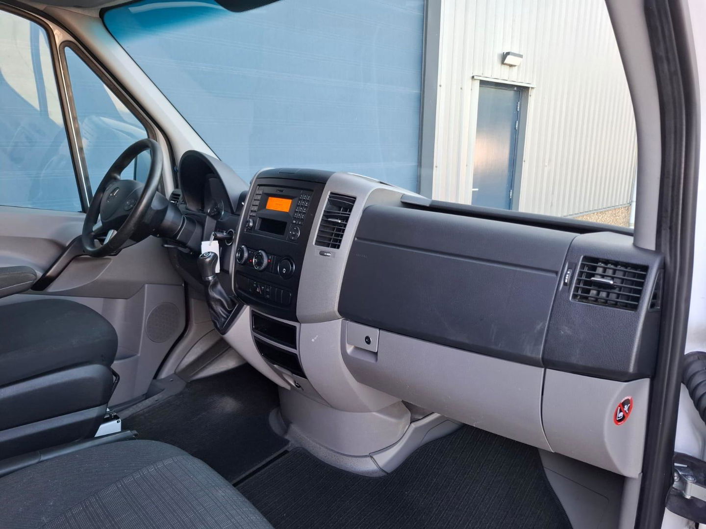 Mercedes-Benz Sprinter 313 2.2 CDI 366 EHD 3500 KG / L2H2 / AIRCO / CRUISE CONTROLE / TREKHAAK / AUTOMAAT