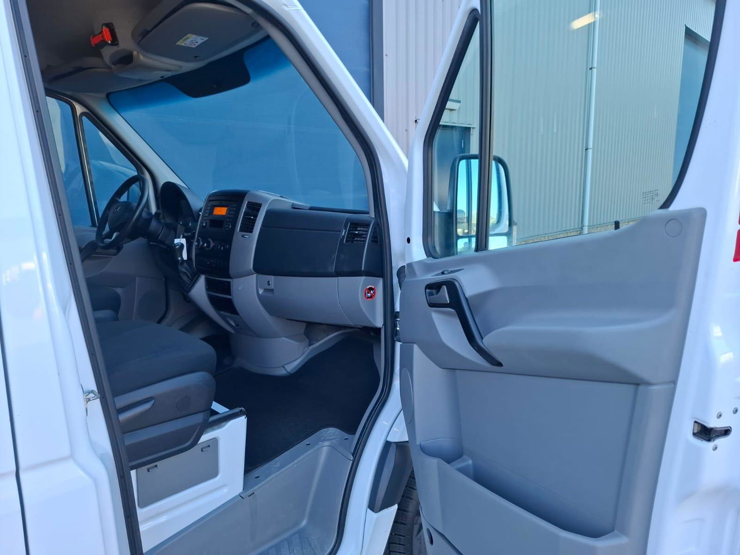 Mercedes-Benz Sprinter 313 2.2 CDI 366 EHD 3500 KG / L2H2 / AIRCO / CRUISE CONTROLE / TREKHAAK / AUTOMAAT