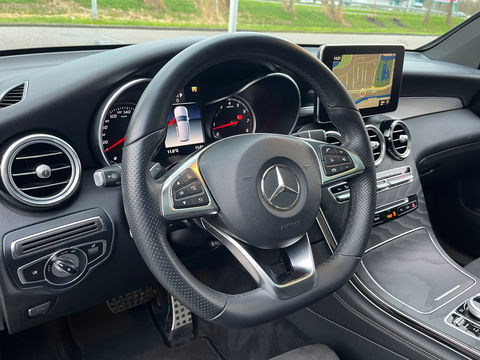 Mercedes-Benz GLC 250 4MATIC AMG|Pano|Burmester|Camera|Stoelverwarming|Ambient Light|NL-Auto|211PK