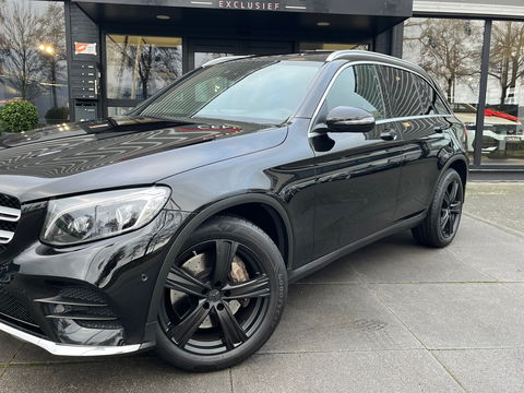 Mercedes-Benz GLC 250 4MATIC AMG|Pano|Burmester|Camera|Stoelverwarming|Ambient Light|NL-Auto|211PK
