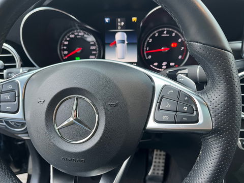 Mercedes-Benz GLC 250 4MATIC AMG|Pano|Burmester|Camera|Stoelverwarming|Ambient Light|NL-Auto|211PK