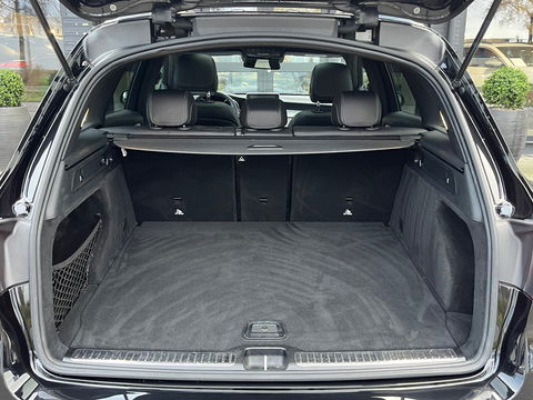Mercedes-Benz GLC 250 4MATIC AMG|Pano|Burmester|Camera|Stoelverwarming|Ambient Light|NL-Auto|211PK