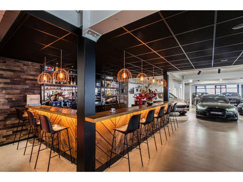 Mercedes-Benz GLC 250 4MATIC AMG|Pano|Burmester|Camera|Stoelverwarming|Ambient Light|NL-Auto|211PK