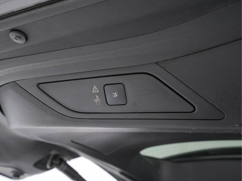 Citroën Grand C4 Picasso 1.2 PureTech Business [ 7-Pers ] Aut. *PANO-WINDOW | NAVI-FULLMAP | DIGI-COCKPIT | KEYLESS | CAMERA | COMFORT-SEATS | ECC | PDC | CRUISE | TOWBAR | PRIVACY-GLASS | SHIFT-PADDLES | 17''ALU*