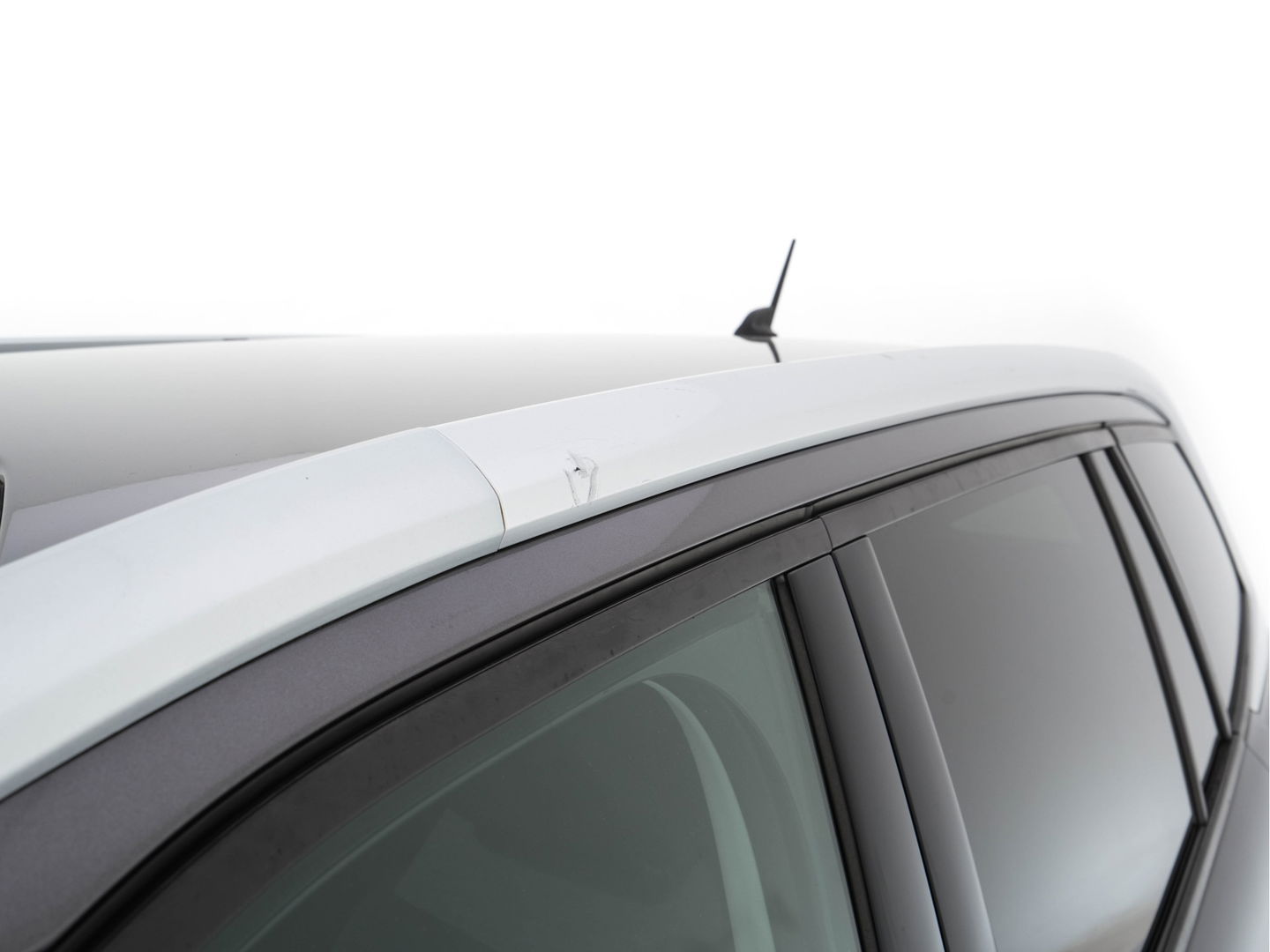 Citroën Grand C4 Picasso 1.2 PureTech Business [ 7-Pers ] Aut. *PANO-WINDOW | NAVI-FULLMAP | DIGI-COCKPIT | KEYLESS | CAMERA | COMFORT-SEATS | ECC | PDC | CRUISE | TOWBAR | PRIVACY-GLASS | SHIFT-PADDLES | 17''ALU*