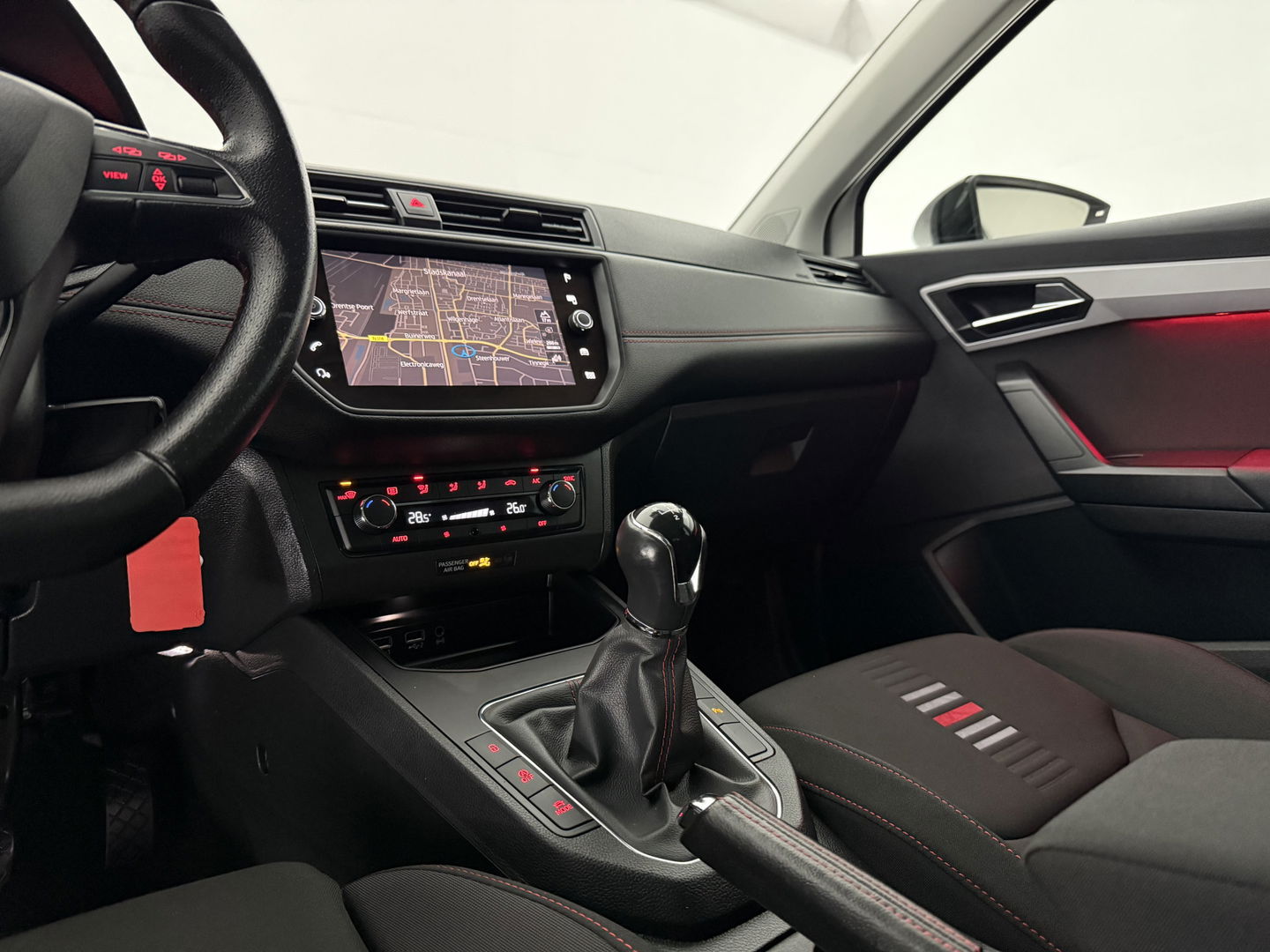 SEAT Ibiza TSI FR Business Intense | Sfeer | Camera | Carplay | Cruise | Clima | Navigatie | NAP