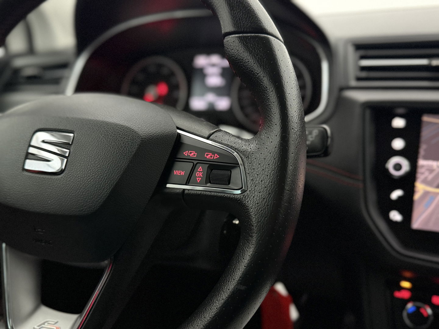 SEAT Ibiza TSI FR Business Intense | Sfeer | Camera | Carplay | Cruise | Clima | Navigatie | NAP