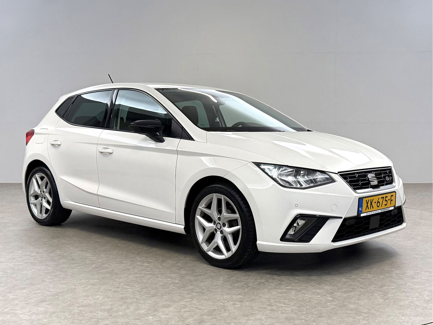 SEAT Ibiza TSI FR Business Intense | Sfeer | Camera | Carplay | Cruise | Clima | Navigatie | NAP