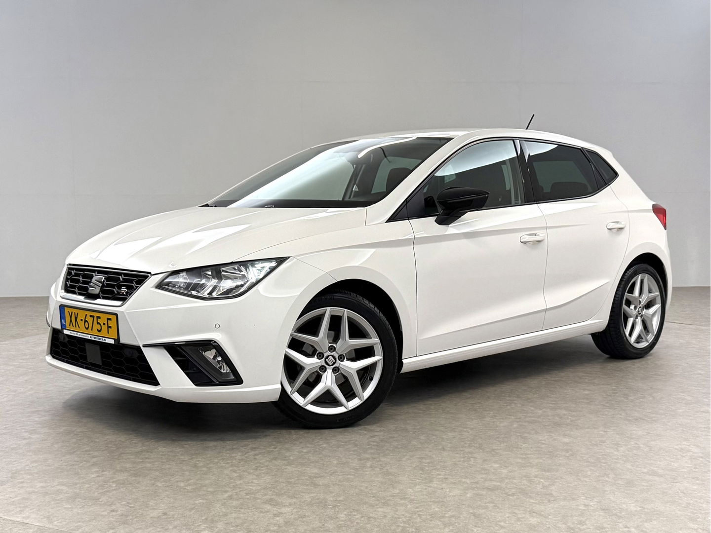SEAT Ibiza TSI FR Business Intense | Sfeer | Camera | Carplay | Cruise | Clima | Navigatie | NAP