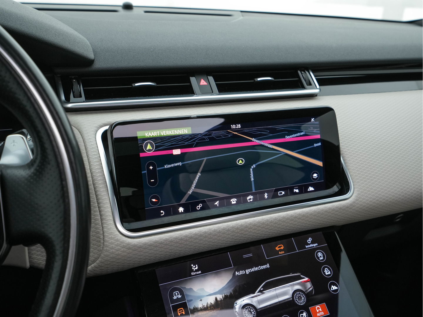 Land Rover Range Rover Velar 3.0 V6 AWD HSE Aut. *PANO | LEATHER | FULL-LED | MEMORY-PACK | BLIND-SPOT | MERIDIAN-SURROUND | DIGI-COCKPIT | CAMERA | KEYLESS | HEATED-COMFORTSEATS | PRIVACY-GLASS | SHIFT-PADDLES | 21 "ALU*